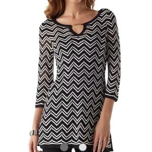 XL White House Black Market Women’s Chevron Keyhole Tunic Shirt Business Casual